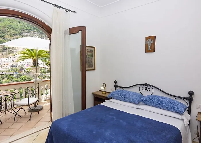 Bb ベッド・アンド・ブレックファスト 2*